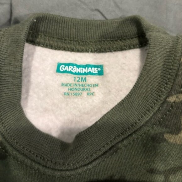 Carters etc…four (4) boy L/S tops 9M-12M - Picture 5 of 10